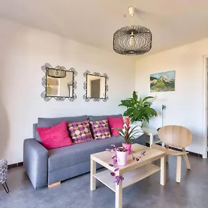 Appartement Superb 1 Bed 5 Min Walk To The Beach Pointe Rouge, Marseille